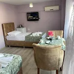 Hotell Garden House 2*