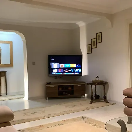 דירה Garden House *