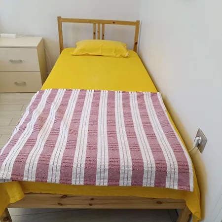 Garden House דירה