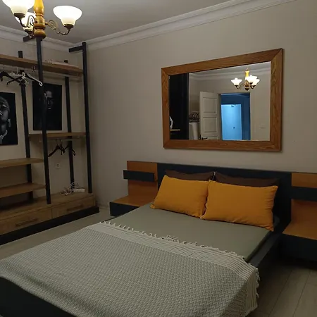 דירה Garden House *